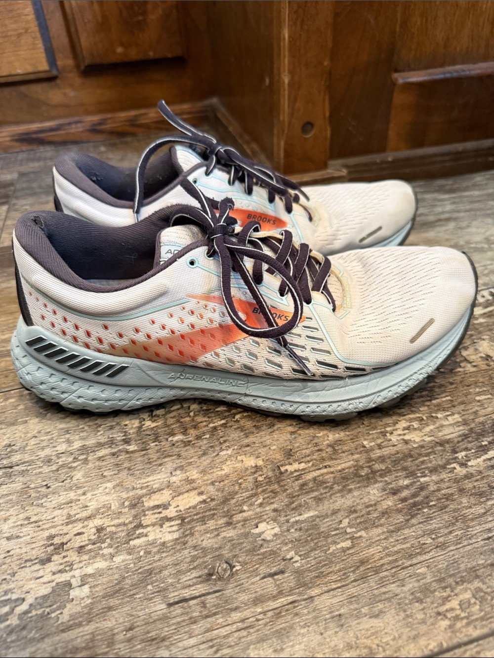 Brooks Adrenaline 21 Women's Running Shoes